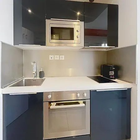 Center & Comfort Διαμέρισμα Νίκαια